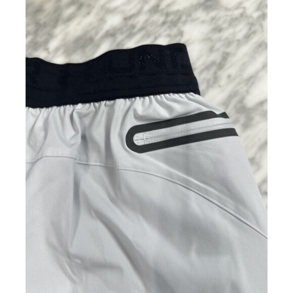 Under Armour Men's UA Vanish Elite Shorts 1378604-014 Halo Gray Men's Large NEW - Picture 9 of 11